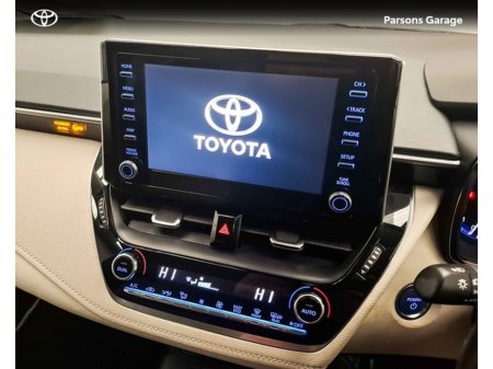 2022 Toyota Corolla HYBRID LUNA SPORT 4DR €22,995 thumbnail