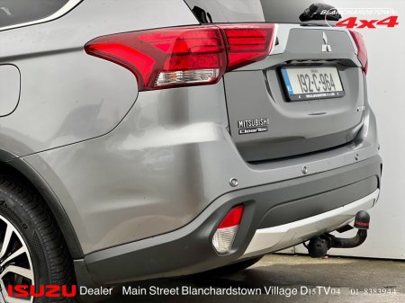 2019 Mitsubishi Outlander DIESEL AWD 6 SPEED MANUAL 7 SEATER €22,900 thumbnail