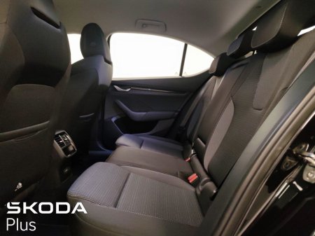 2025 Skoda Octavia - thumbnail 7