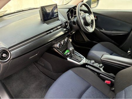 2016 Mazda Demio - thumbnail 12