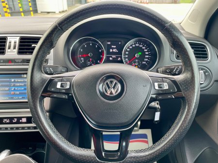 2015 Volkswagen Polo - thumbnail 26