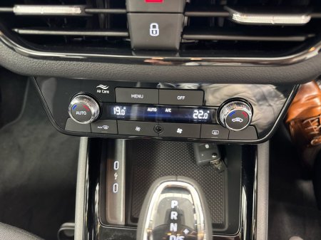 2025 Skoda Kamiq 1.0TSI SEL AUTO *PRICE DROP* €60 PER WEEK ON PCP €31,995 thumbnail