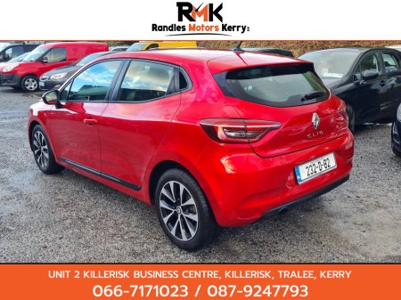 2023 Renault Clio EQUILIBRE TCE 90 CVT DFUL DFULL MY2 €19,700 thumbnail