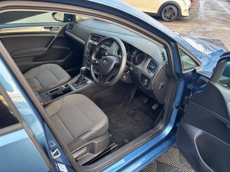 2014 Volkswagen Golf - thumbnail 4