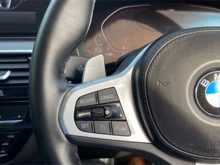 2022 BMW 5 Series - thumbnail 17