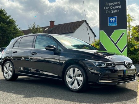 2023 Volkswagen Golf MK 8 STYLE 1.5 AUTO MHEV HIGH SPEC €28,995 thumbnail