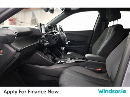 2023 Peugeot 2008 1.2 Puretech 100bhp Allure €25,995 thumbnail