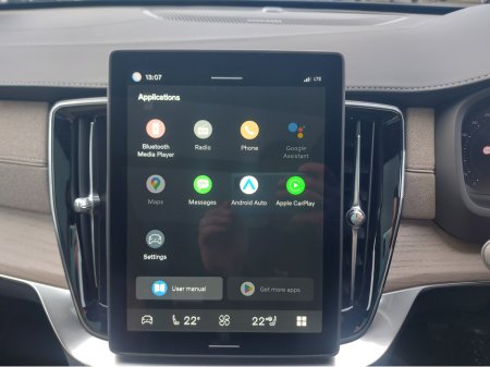 2026 Volvo XC90 T8 PHEV PLUS DARK AWD 5DR €99,950 thumbnail