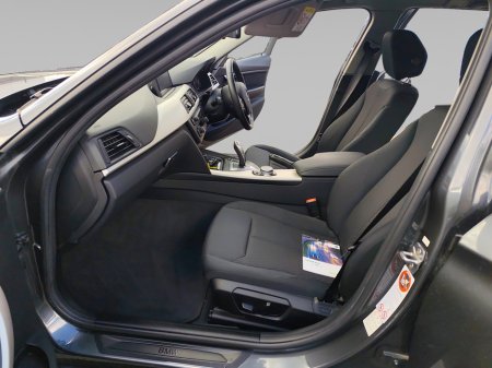 2015 BMW 3 Series - thumbnail 15