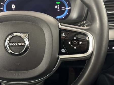 2022 Volvo XC90 2.0 T8**7 SEATER**BLACK LEATHER INTERIOR**FRONT HEATED ELECTRIC MEMORY SEATS**HEATED MULTIFUNCTIONAL STEERING WHEEL**TOUCH SCREEN DIGITAL MEDIA DISPLAY**REVERSE CAMERA*KEYLESS START*ELECTRIC TAILGATE* €53,995 thumbnail