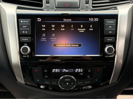 2019 Nissan Navara - thumbnail 23