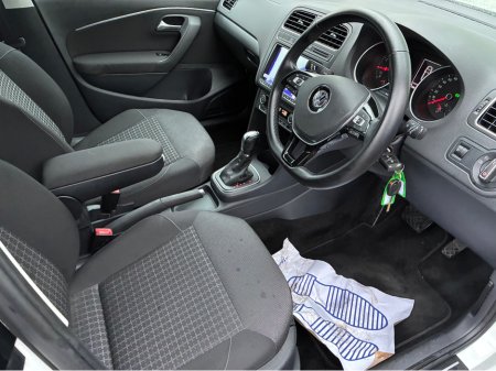 2014 Volkswagen Polo 1.2i TSI Petrol Automatic Comfortline €11,500 thumbnail