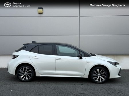 2021 Toyota Corolla 1.8 Hybrid Luna Sport Call Now: 041 980 2420 €27,950