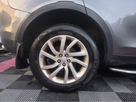 2017 Land Rover Discovery Sport 2.0 TD4 SE TEC TECH 180PS 7SEATS AUTO €14,950 thumbnail