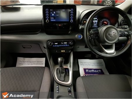 2022 Toyota Yaris Hybrid Luna 4DR Auto €19,490