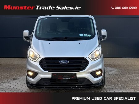 2023 Ford Transit Custom - view 2