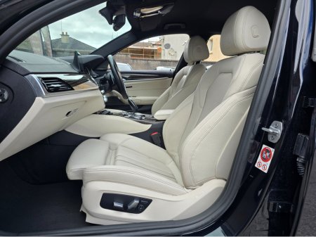 2017 BMW 5 Series - thumbnail 13