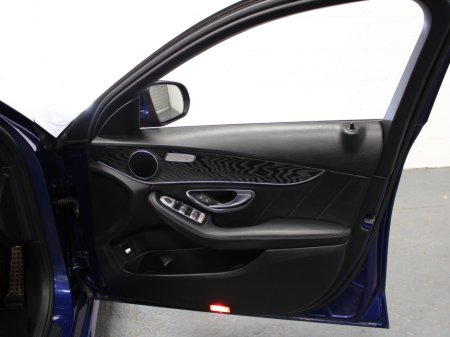 2018 Mercedes-Benz C Class C SERIES D AMG LINE 4DR AUTO €24,950 thumbnail