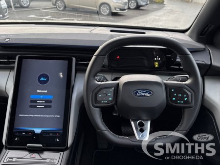 2026 Ford Capri PREMIUM 77KWH 286PS €49,950 thumbnail