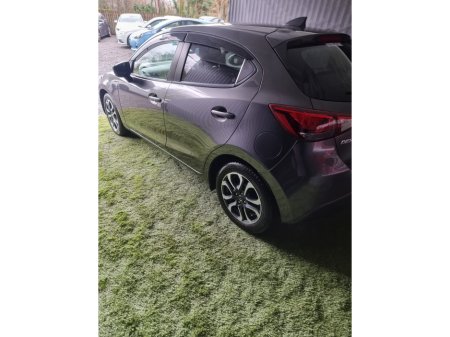 2016 Mazda Demio - thumbnail 4