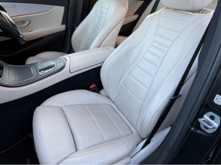 2022 Mercedes-Benz E Class - thumbnail 8