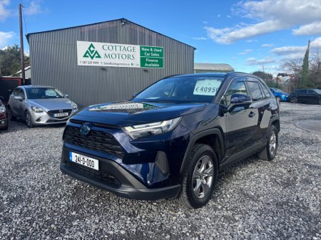 2024 Toyota Rav4 - thumbnail 9