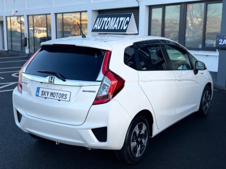 2016 Honda Fit  €11,390 thumbnail
