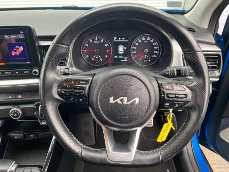 2023 Kia Stonic - thumbnail 4