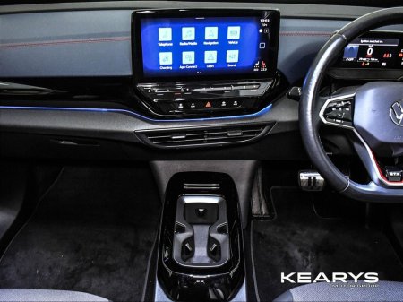 2022 Volkswagen ID.5 GTX AWD BUSINESS 77kWh 299HP €29,888 thumbnail