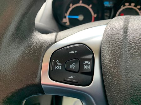 2018 Ford Transit Courier - thumbnail 21