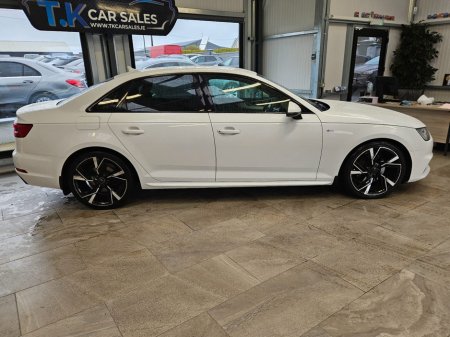 2017 Audi A4 - thumbnail 2