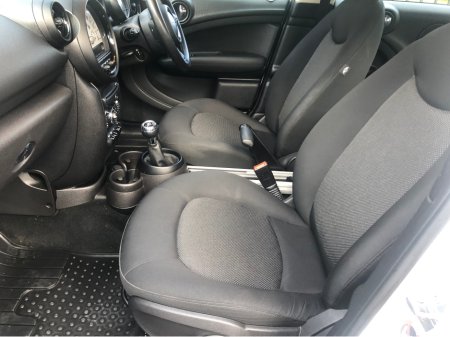 2014 MINI Countryman COUNTRYMAN COOPER DIESEL €9,950 thumbnail