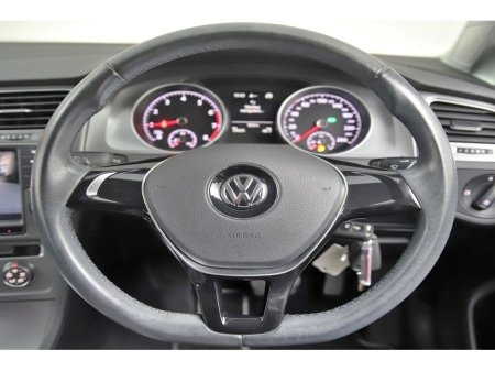 2016 Volkswagen Golf - thumbnail 17