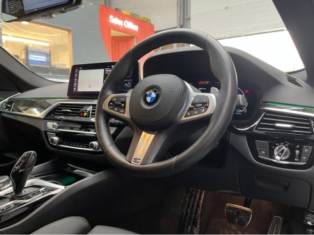 2021 BMW 5 Series €35950 2021 BMW 530E M-SPORT EDITION JOY+ 2.0 AUTOMATIC / CRUISE CONTROL / 360° PARKING CAMERA / ELECTRIC MEMORY & HEATED SEATS / PADDLE SHIFTERS / APPLE CARPLAY / AMBIENT LIGHTS / HEATED REAR SEAT €35,950 thumbnail