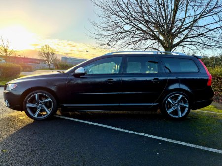 2013 Volvo V70  €6,999 thumbnail