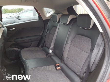 2021 Renault Captur E-TECH Plug-in 160 Auto S-Edition * LOW KMS * FINANCE AVAILABLE * €21,900 thumbnail