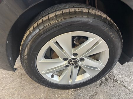 2023 Volkswagen Golf - thumbnail 19