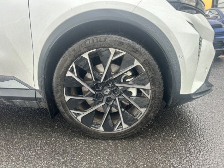 2026 Renault Scenic techno 87kWh 220hp €51,620 thumbnail