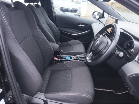 2024 Toyota Corolla HYBRID LUNA H/8 4DR AUTO €27,950 thumbnail