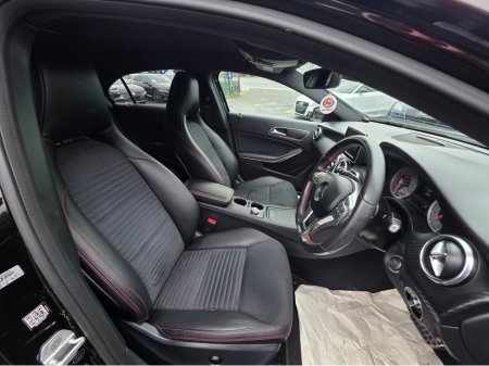 2015 Mercedes-Benz A Class - thumbnail 4