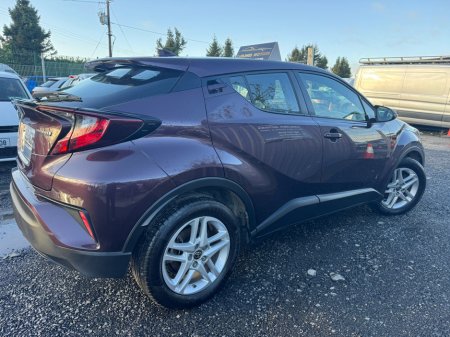 2023 Toyota C-HR  €23,950