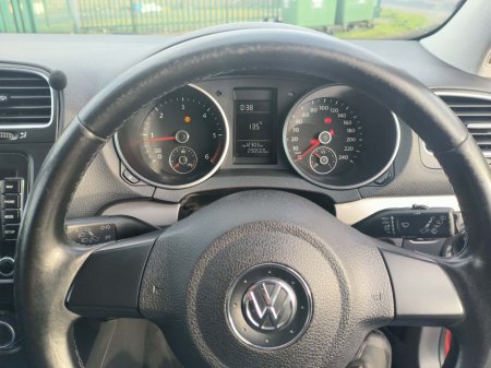 2011 Volkswagen Golf - thumbnail 10