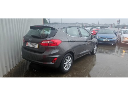 2018 Ford Fiesta ZETEC 1.1 petrol 84bhp 5dr new model €9,950 thumbnail