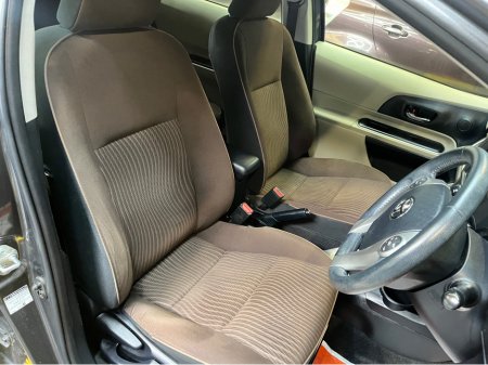 2014 Toyota Aqua 2014 Hybrid auto €8,495 thumbnail