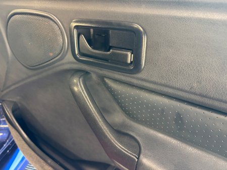 1993 Ford Escort - thumbnail 10