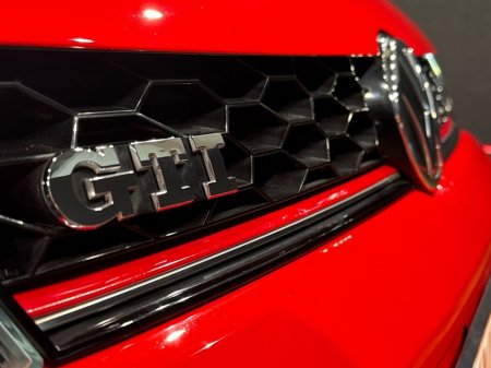 2015 Volkswagen Polo - thumbnail 13