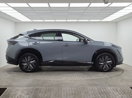 2025 Nissan Ariya - thumbnail 11