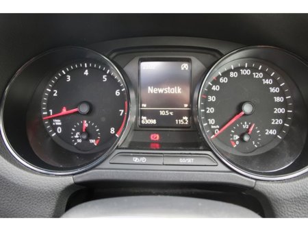 2016 Volkswagen Polo - thumbnail 10