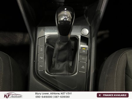 2022 Volkswagen Tiguan - thumbnail 38