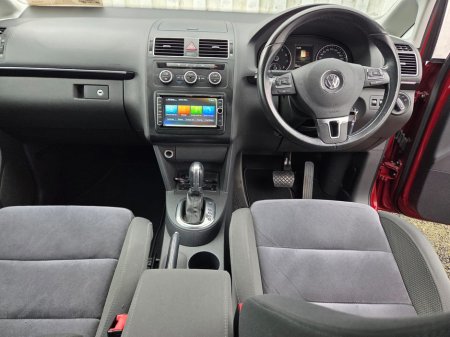2015 Volkswagen Touran 1.4 tfsi hi line auto €15,200 thumbnail